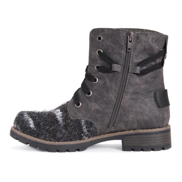 NWT Muk Luks Women's Evrill Boots Grey Size 7 - Style #16920 MSRP: $89 - Picture 4 of 6